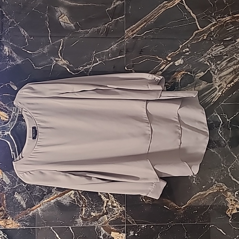 White house black market Silver/grey blouse Size 8